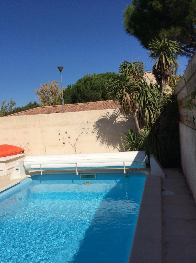 La Milhaud Villa Luaran gambar